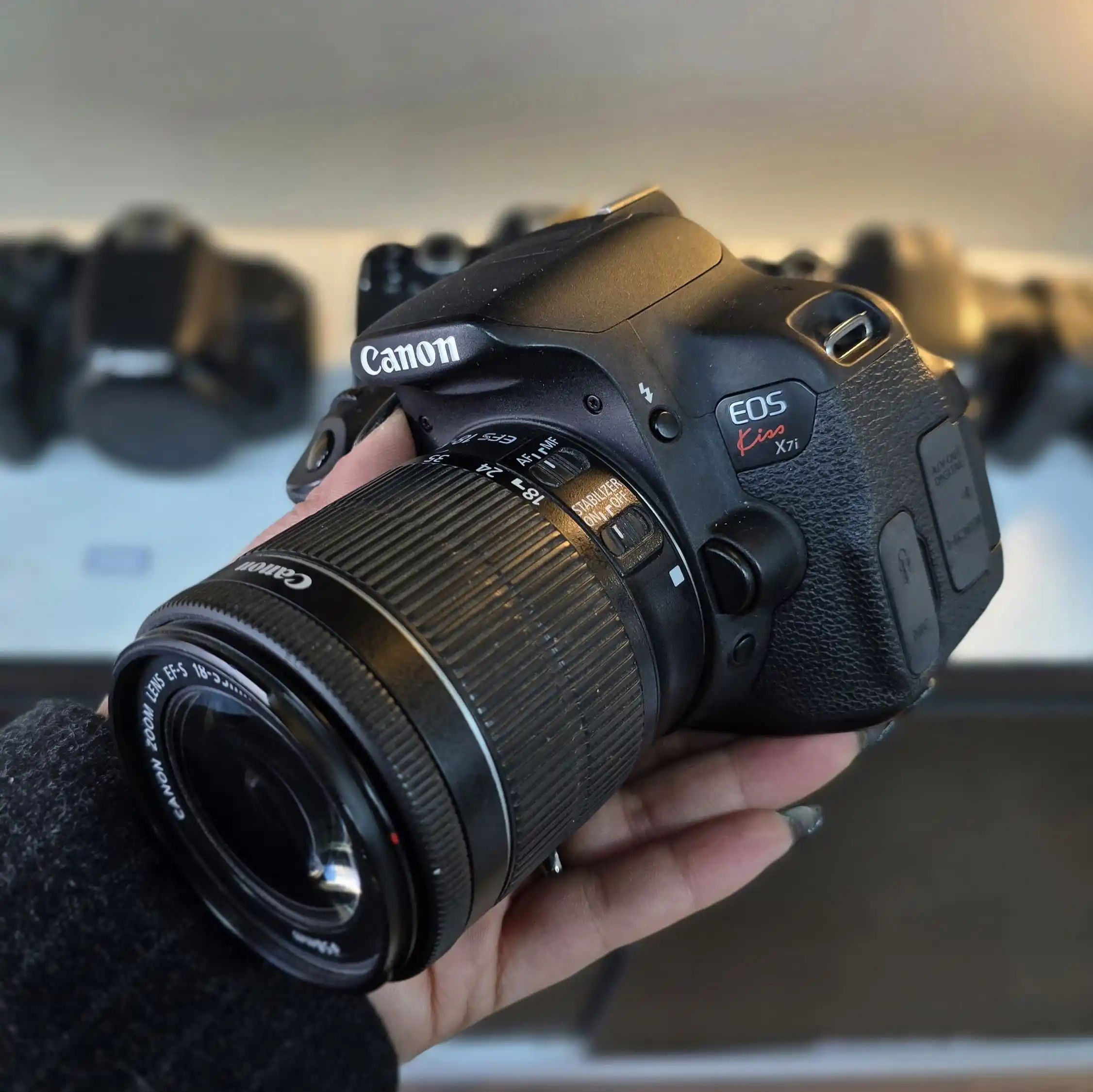 دوربین عکاسی کانن دست دوم Canon EOS 700D Kit 18-55mm f/3.5-5.6 IS STM دست دو